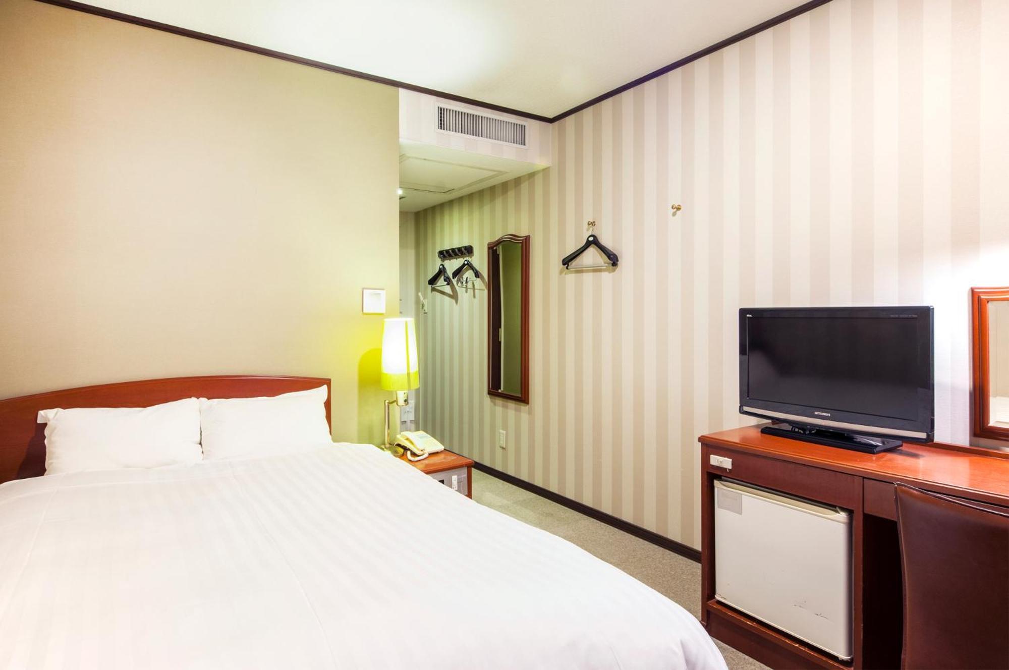 Tsukubanoyu Urban Hotel Zewnętrze zdjęcie